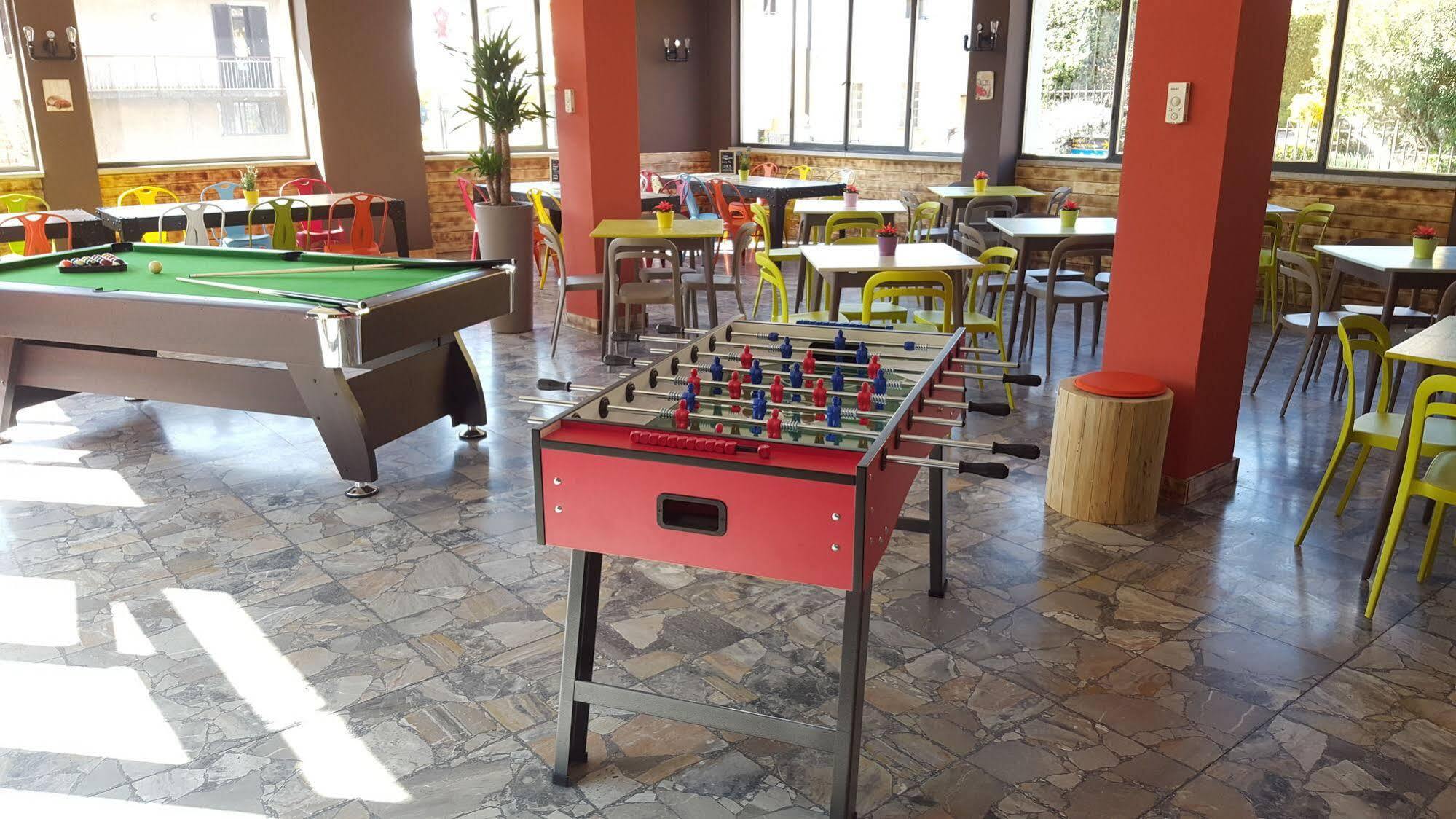 Lake Garda Hostel Salò Екстериор снимка